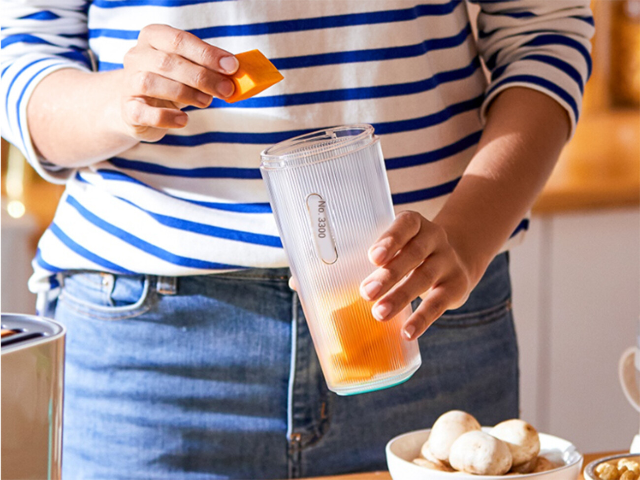 قیمت بلندر قابل حمل شیائومی Xiaomi youpin MORPHY RICHARDS Portable juicing cup MR9800 juice cup blender mini