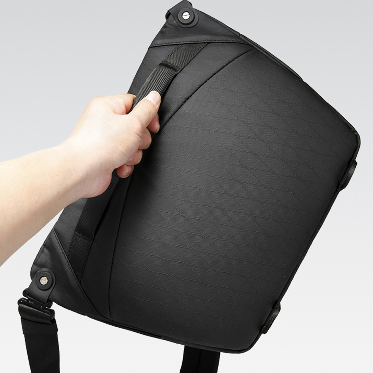 کیف دوشی دوربین بنج