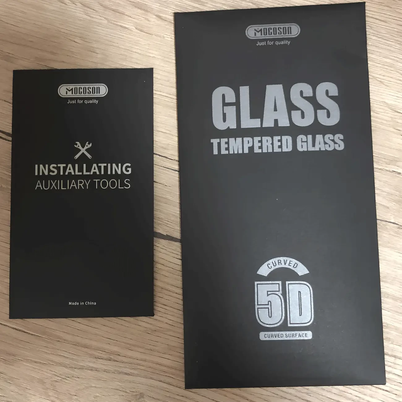 گلس پرایوسی آیفون 17 موکوسون