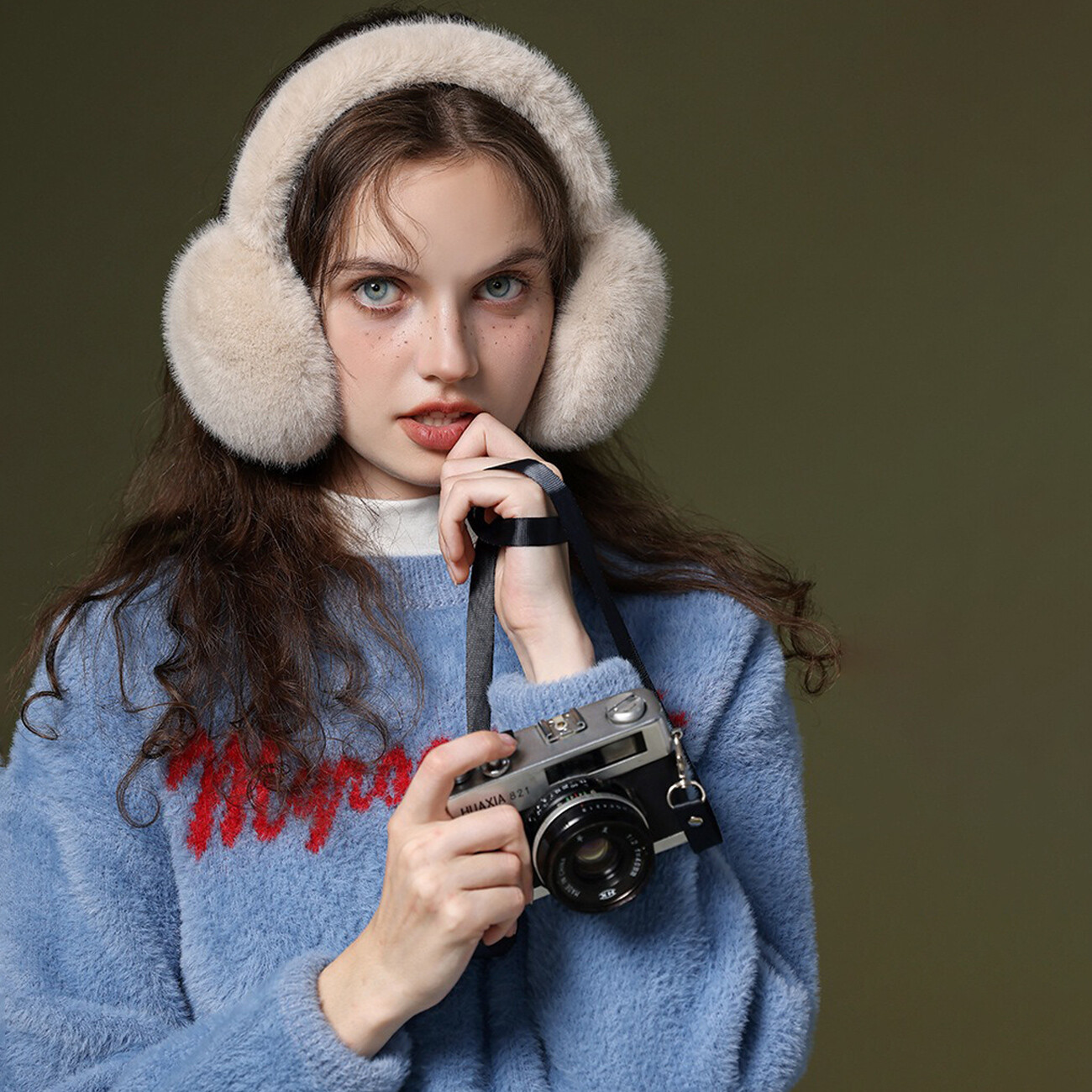 فروش گوش گیر پشمی  گولووجوی