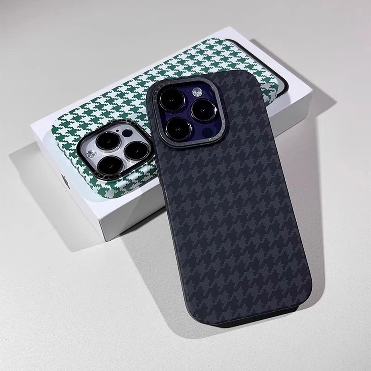 قاب آیفون 15 پرو جی مکس