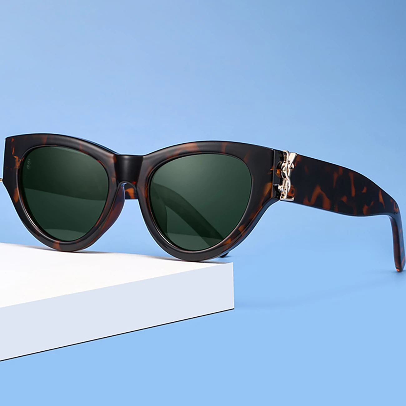 بهترین عینک آفتابی زنانه کارن بازار