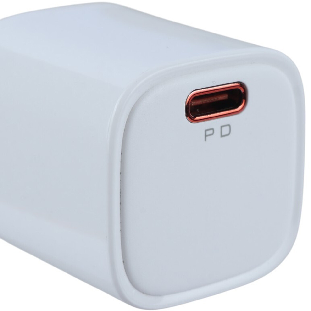 خرید شارژر دیواری 20 وات مک دودو