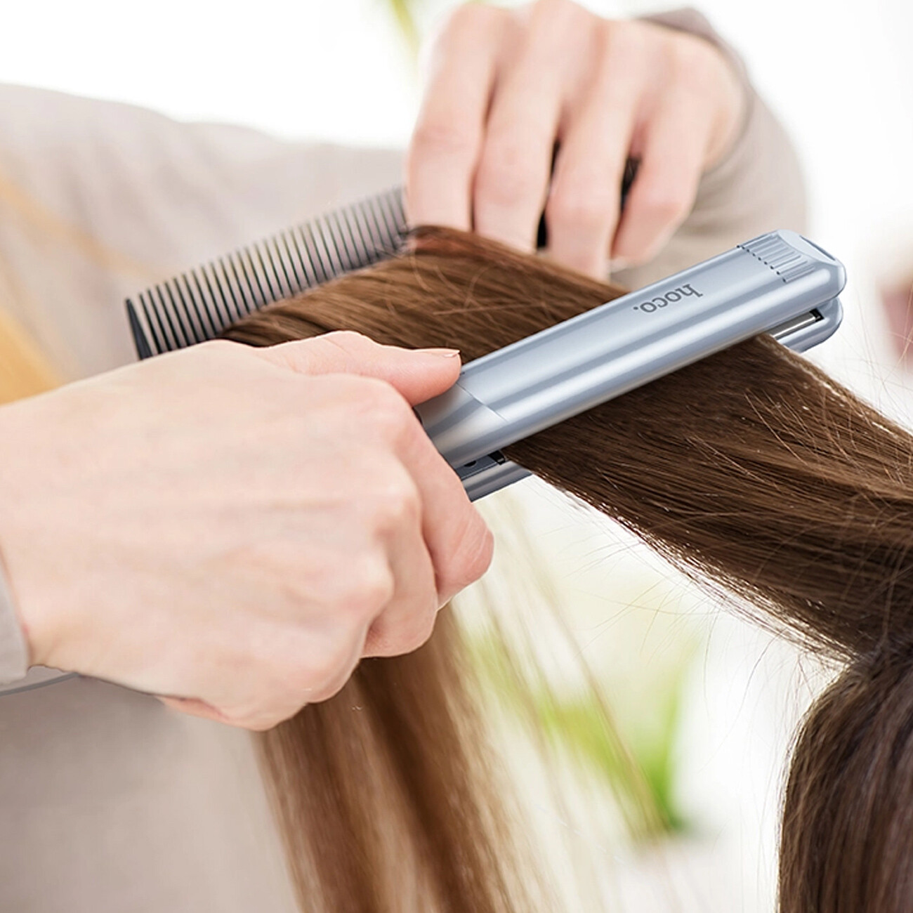 اتو و حالت دهنده ی مو هوکو