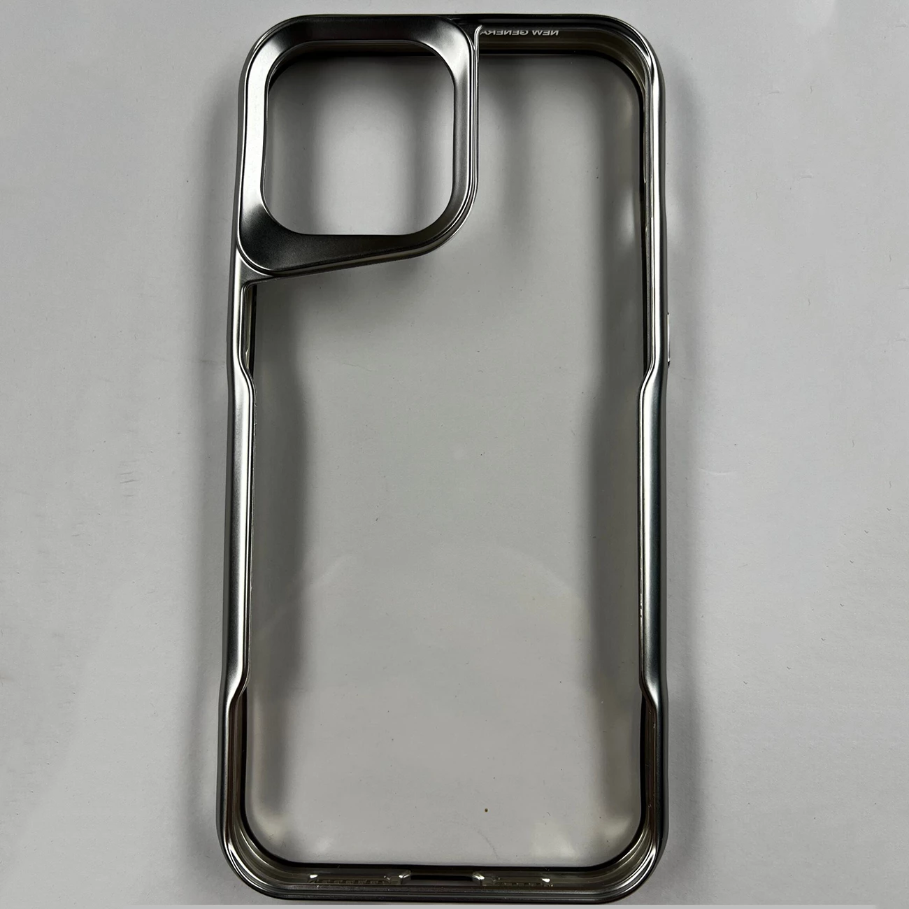 قاب گوشی آیفون 15 پرو ایکس لرد