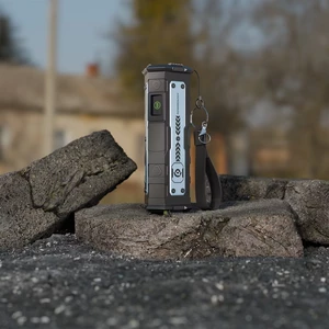 پاور بانک چراغ قوه دار پاورولوژی