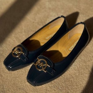 صندل زنانه بسیار شیک خوش پا و راحت کد 3485