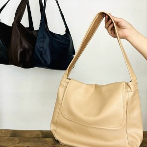 کیف زنانه کد ۱۵۹۶ مدل راگو + کیف کوچک