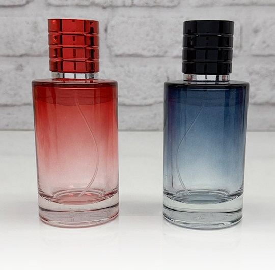 شیشه عطر اسپری (ظرف عطر) 100 میل طرح ساواج