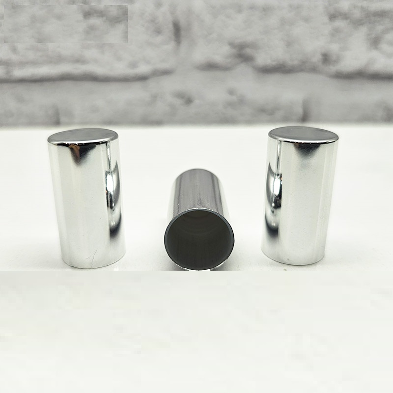 درب اسپری فلزی ساده باریک نقراه ای