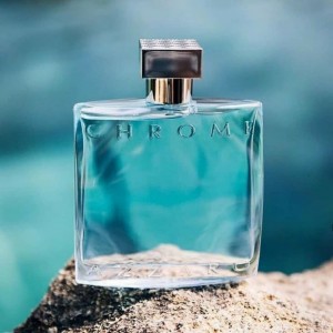 عطر گرمی آززاروو کروم