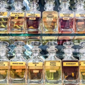 عطر گرمی ورسوز زنانه مردانه فرانسوی - ۱۰