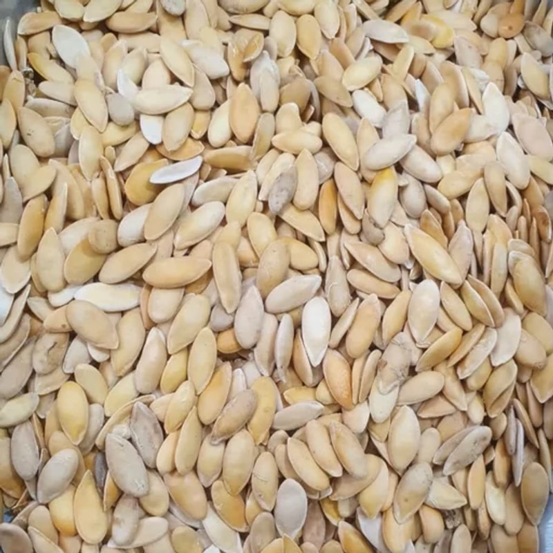 تخم خربزه خام نیم کیلویی 