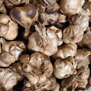 سیر سیاه همدان 250 گرمی فله ای 