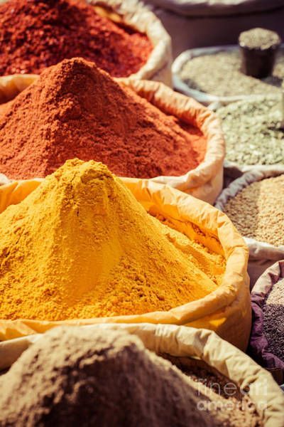 عطاری در خیابان میرزاطاهر اصفهان