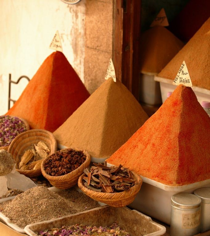 عطاری در خیابان لاهور اصفهان