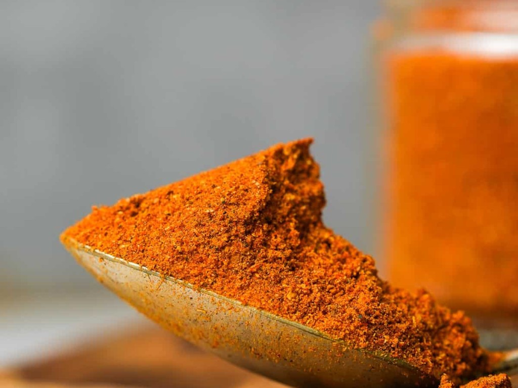 عطاری در خیابان کوی برق اصفهان