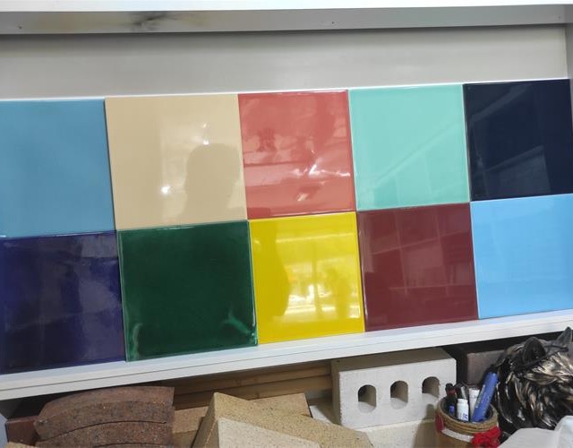 کاشی لعابی تک رنگ ساده طرح 2