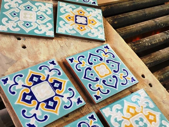 کاشی سنتی بین کابینتی طرح 17