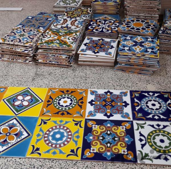 فروش کاشی سنتی در زنجان - آتوسام