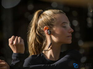 هندزفری بلوتوث براون Braven Flye Sport Reflect Bluetooth Headphone