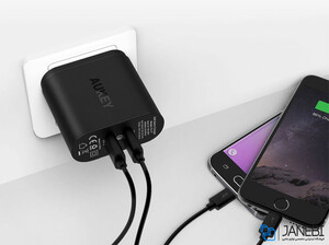 شارژر دیواری آکی Aukey PA-T7 Wall Charger