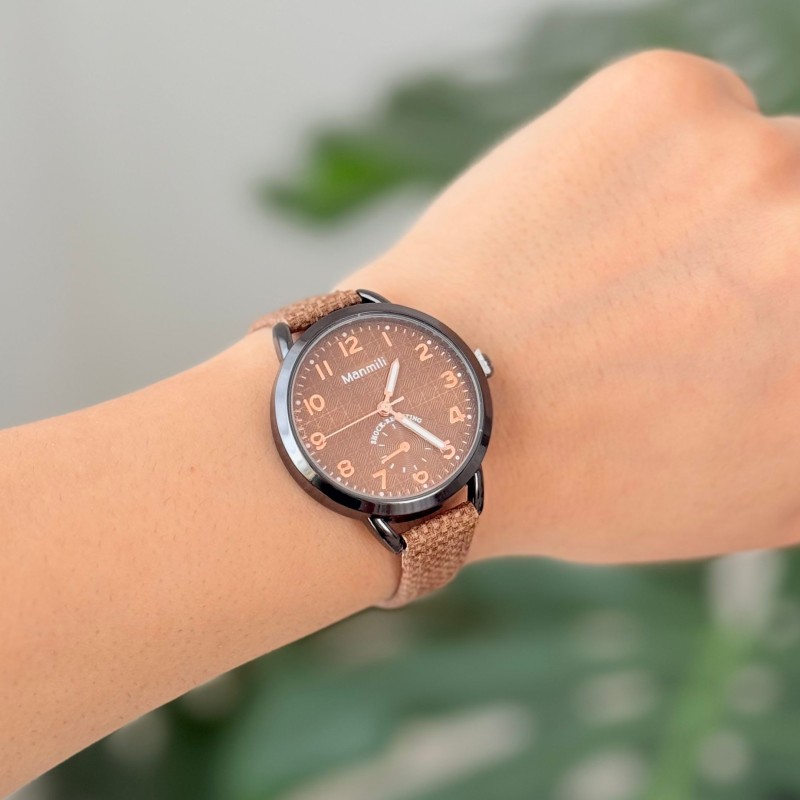 ساعت مچی بند سیلیکونی مانمیلی AB1156