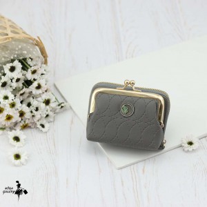 کیف دستی زبانه دار پشت جاکارتی کد CA24
