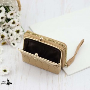 کیف دستی زبانه دار پشت جاکارتی کد CA24