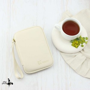 خرید کیف پاسپورت تائومیک میک کد Y9098