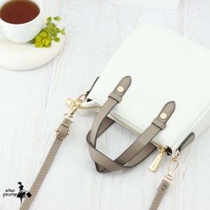خرید کیف دوشی پرتی سایز متوسط کد X025