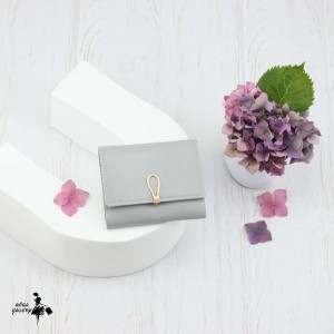 کیف پول سه لت هیوا کد AB1023