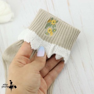 جوراب نیم ساق گلدوزی S9522
