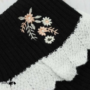 جوراب نیم ساق گلدوزی S9522