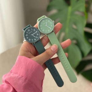 ساعت مچی بند سیلیکونی بلون عدد دار کد AB1004