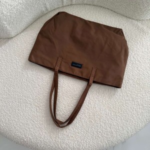 کیف دوشی برزنتی وارداتی کد 8726