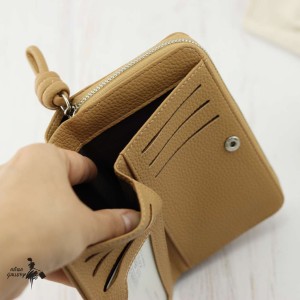 خرید کیف پول یاداس کد D2068-D015