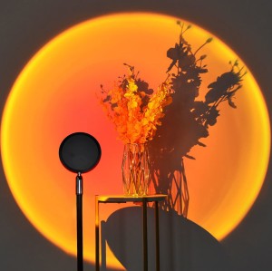 چراغ رومیزی مدل غروب خورشید rgb