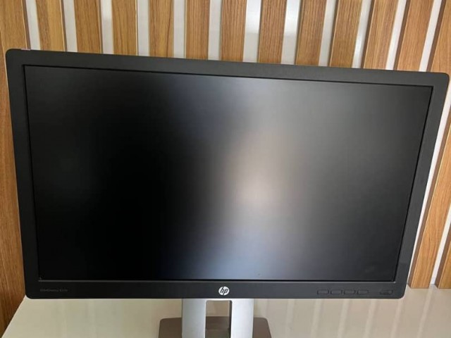 مانیتور اچ پی 24 اینچ HP E222 HDMI Port