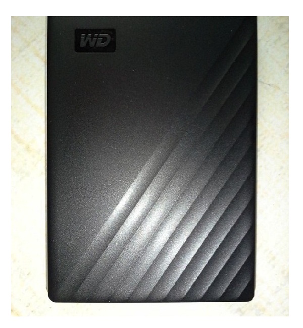 هارد اکسترنال وسترن دیجیتال مدل My Passport WDBYvg0010BBK-WESN ظرفیت 1 ترابایت