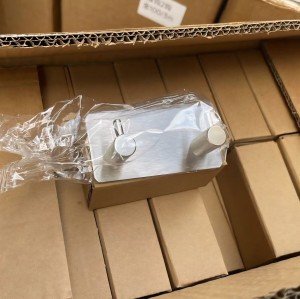 رخت آویز دو شاخه R1200-استیل