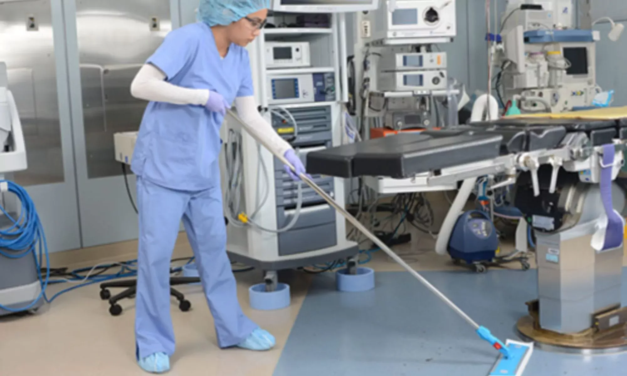 Industrial cleaning supplies and equipment for operating rooms