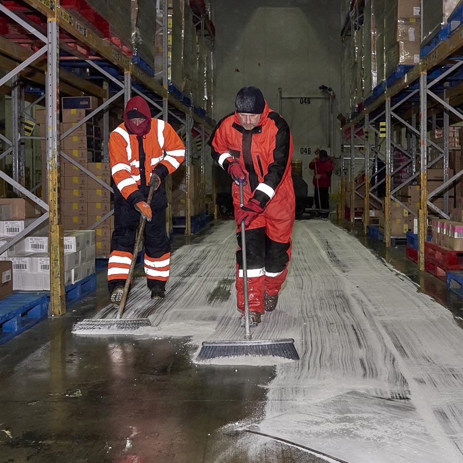 The importance and equipment of industrial cleaning in cold stores