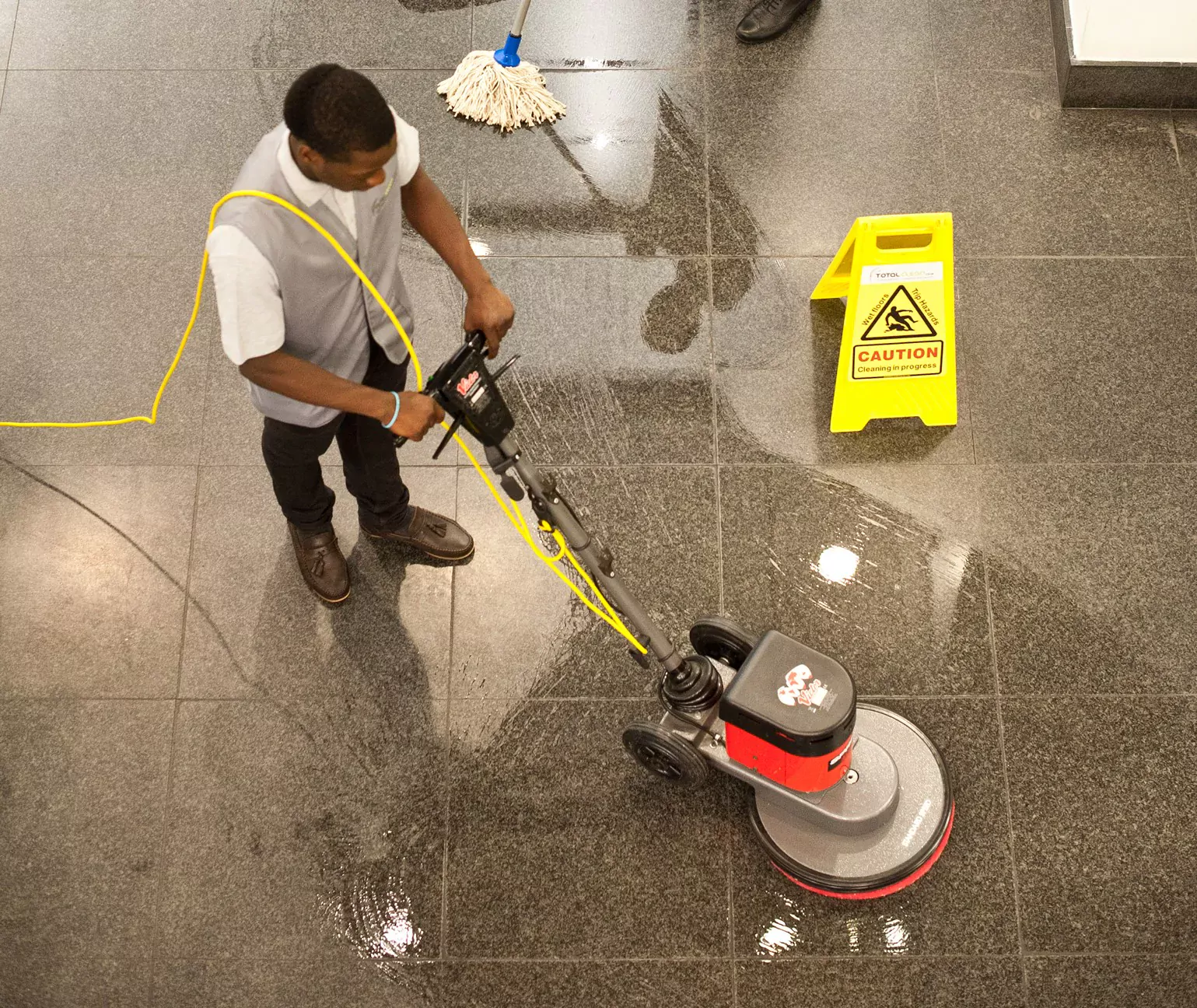 Equipment required for cleaning passenger terminals