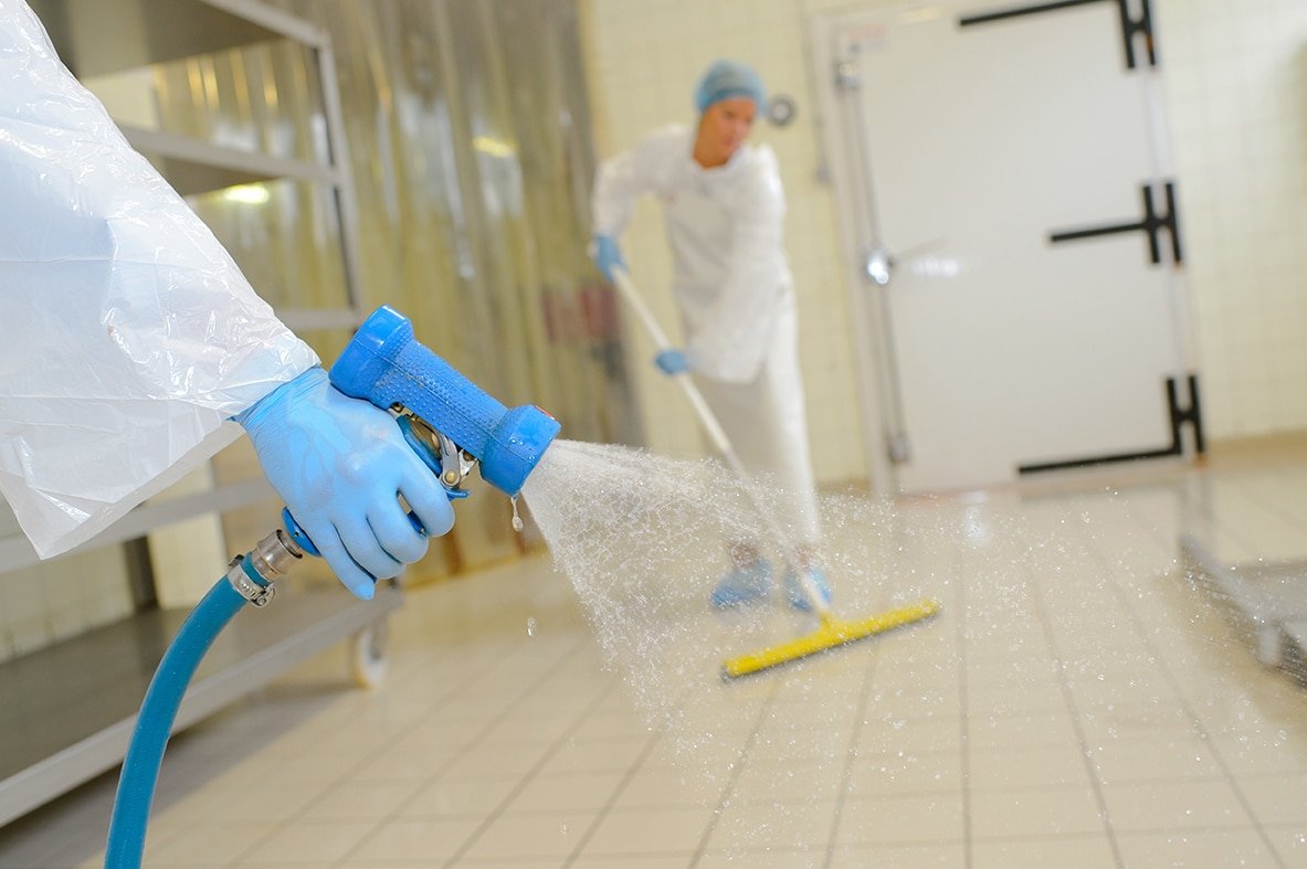 Industrial cleaning supplies and equipment for laboratories