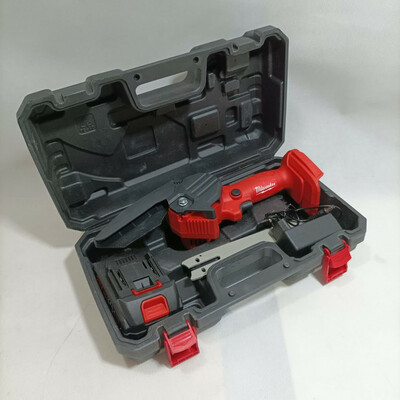 اره زنجیری شارژی میلواکی مدل RD-8002