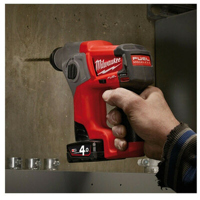 دریل بتن کن شارژی میلواکی مدل M12 CH-0C