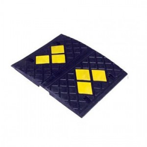 سرعت گیر لاستیکی 50*60 سانتی متری