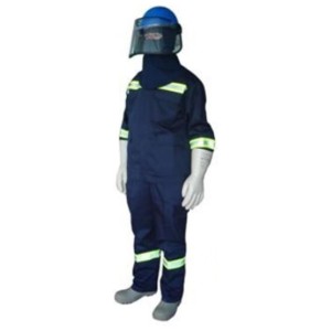 لباس کار مخصوص ضد جرقه های الکتریکیIST