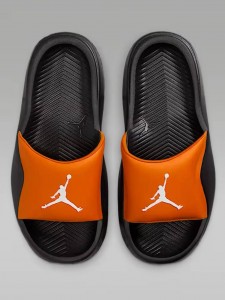 دمپایی نایک